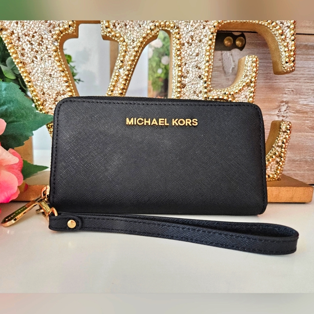 Michael Kors Elegant Black Wristlet with Gold Details